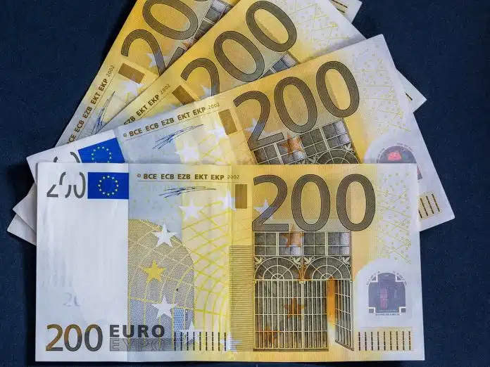 Il nuovo Bonus 200 Euro Dicembre 2024, ecco chi ne ha diritto