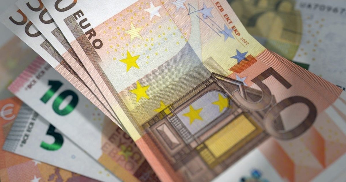 A gennaio 2024 arriva il nuovo bonus INPS da 850 euro, ma solo per questi pensionati