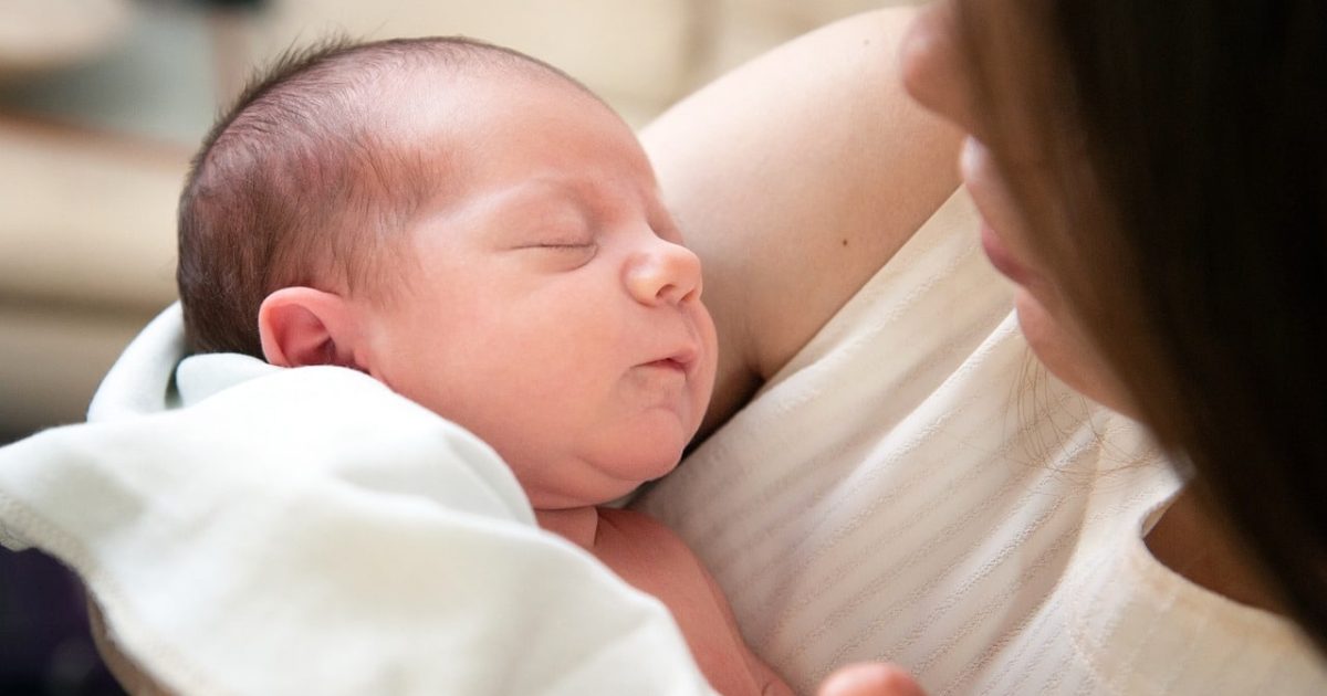 Buone notizie per le mamme italiane: l'assegno di maternità comunale aumenta del 5,4%, occorre questo ISEE