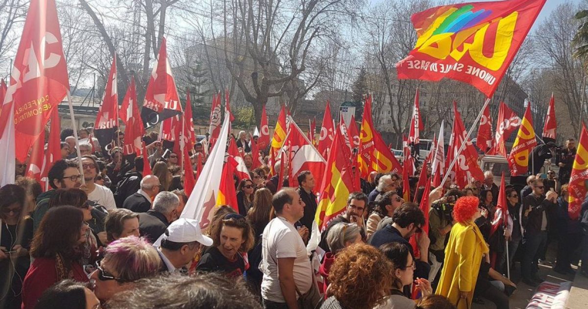 grande manifestazione per lo sciopero del 17